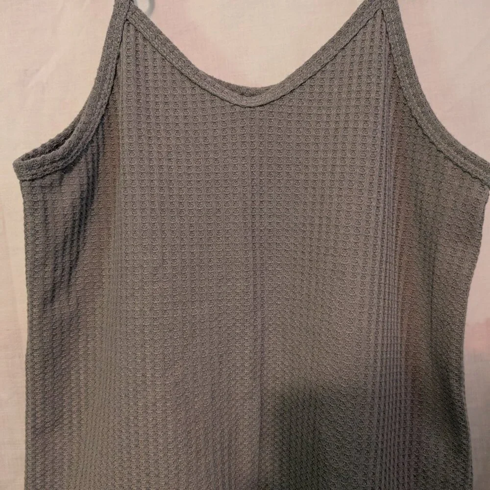Shein Gray Knit Tank Top, Size Medium - Picture 4 of 11